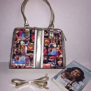 Michelle Obama Purse/Hardcover "Becoming" Bundle